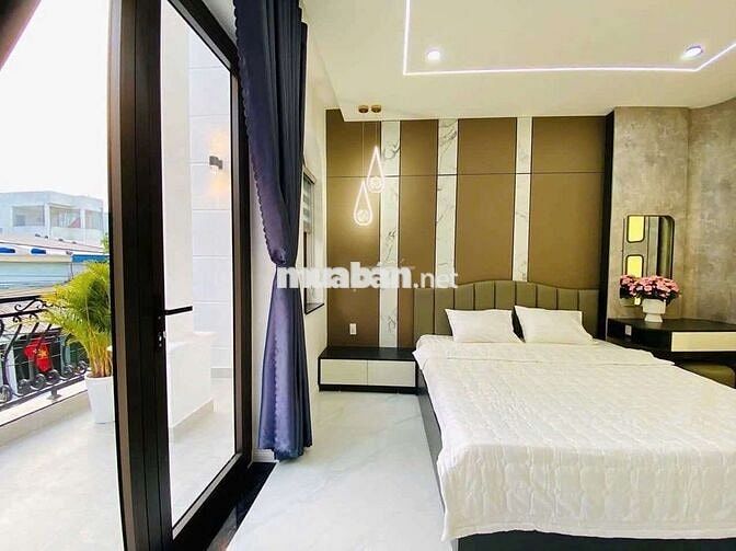 Nhà Tân Cổ Điển Đẹp có sân oto cách biển 300m đườg Dương Đức Hiền 7450