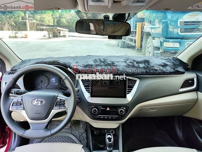 Hyundai Accent 1.4 ATH – Bản cao cấp nhất màu đỏ