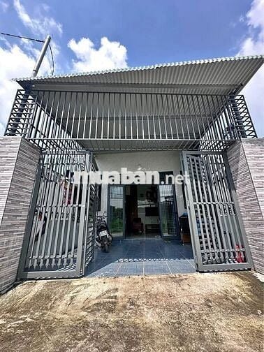 Bán nhà mặt tiền đường Tiền Lân 9 (đường TK 11 cũ) xã Bà Điểm 1 tỷ 050