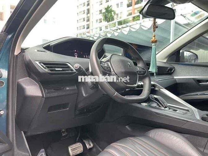 Peugeot 5008 2021  Allure - 39000 km