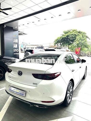 Mazda 3 2023 Luxury - 27000 km