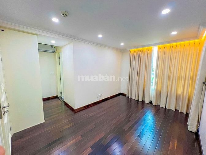 Bán Căn hộ Duplex tại Vista Verde tầng thấp gồm 6 phòng ngủ 356m2