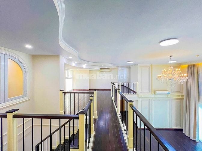 Bán Căn hộ Duplex tại Vista Verde tầng thấp gồm 6 phòng ngủ 356m2