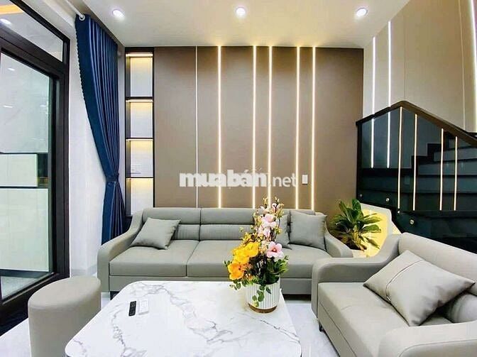 Nhà Tân Cổ Điển Đẹp có sân oto cách biển 300m đườg Dương Đức Hiền 7450