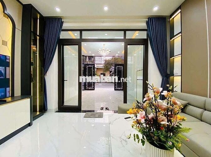 Nhà Tân Cổ Điển Đẹp có sân oto cách biển 300m đườg Dương Đức Hiền 7450