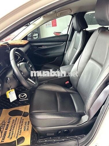 Mazda 3 2023 Luxury - 27000 km