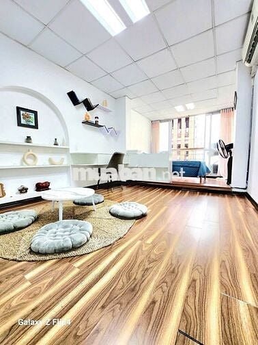 Cho thuê căn hộ duplex 100m2, 2n2wc phố Trần Quốc Toản, giá 12 triệu