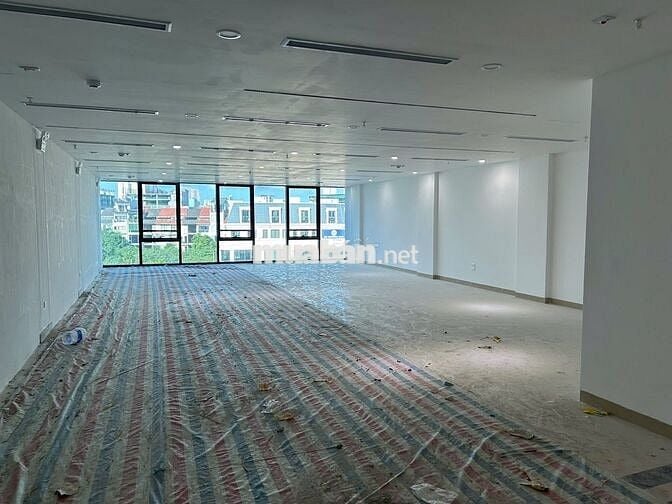 TÒA NHÀ LÔ GÓC 2 MẶT TIỀN– 216 TRỊNH ĐÌNH CỬU – VỊ TRÍ VÀNG KINH DOANH