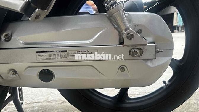 Wave i 125 thái 2019 trắng đỏ ( hỗ trợ góp )
