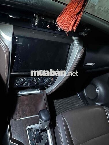 Toyota Fortuner 2019 2.4G 4x2 AT - 123 km