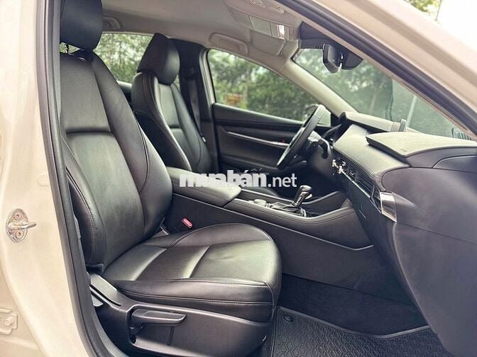 Mazda 3 Bản 1.5AT luxury 2020 - Xe Cá Nhân