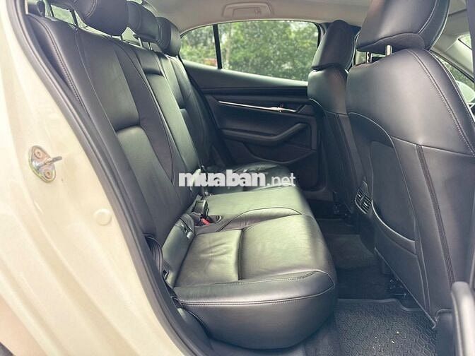 Mazda 3 Bản 1.5AT luxury 2020 - Xe Cá Nhân