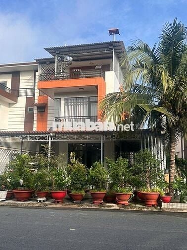 Biệt Thự 10x15m siêu mới, siêu rẻ khu vực Bến Lức