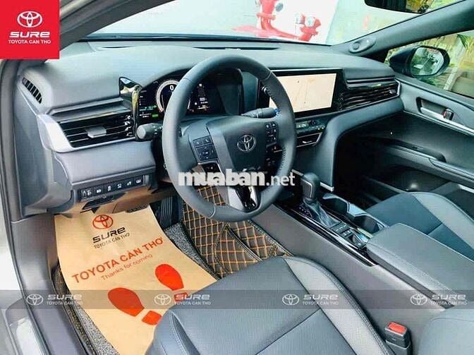 Camry 2.5 HEV TOP 2025. Siêu lướt 3.700km