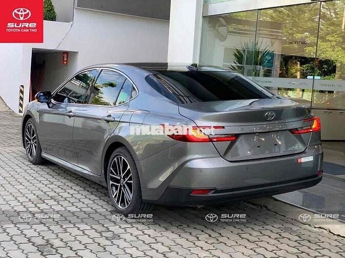 Toyota Camry 2025 2.5HEV TOP - 3.700 km