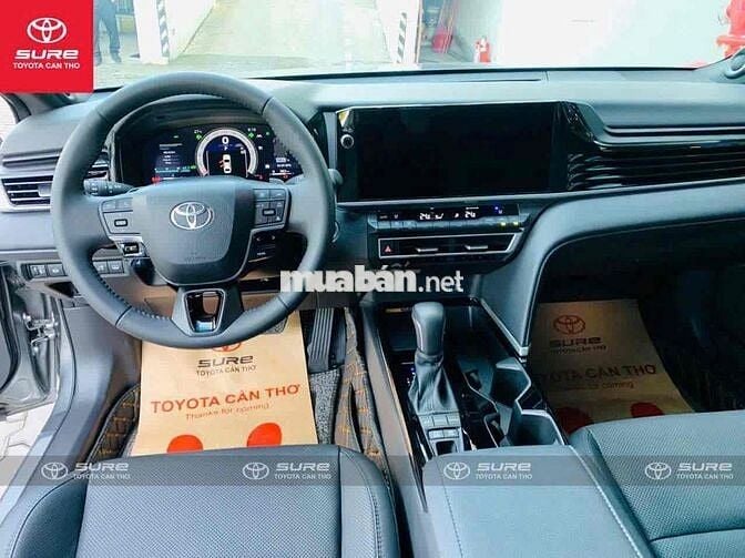 Camry 2.5 HEV TOP 2025. Siêu lướt 3.700km