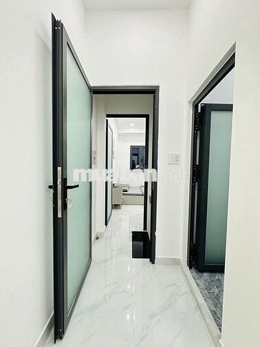Bán nhà hẻm xe hơi đường Bùi Đình Tuý, Bình Thạnh, 27.1m2, 2 tầng BTCT