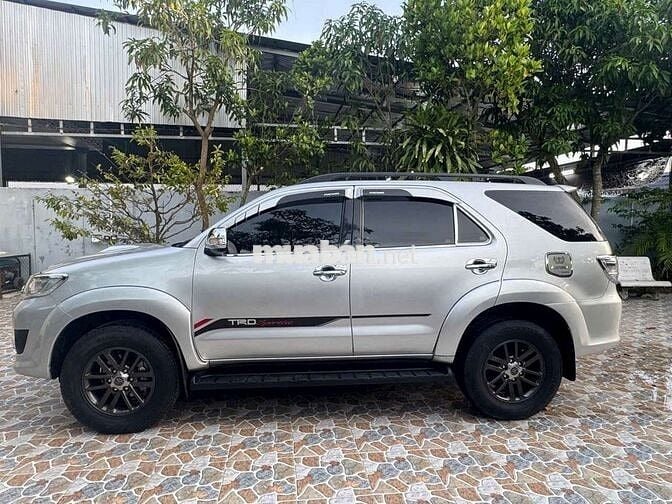 Toyota Fortuner 2014 2.5G - 138000 km