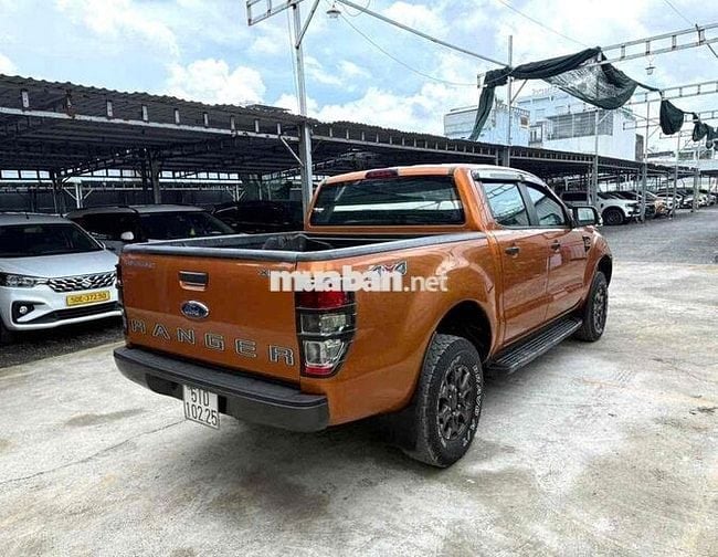 RANGER XlS 2016AT ,BẢO HÀNH 1 NĂM XE RẤT ĐẸP