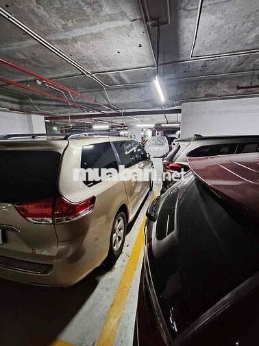 Toyota Sienna 2011 vàng cát,xe gia đình đi kỹ,mới👍