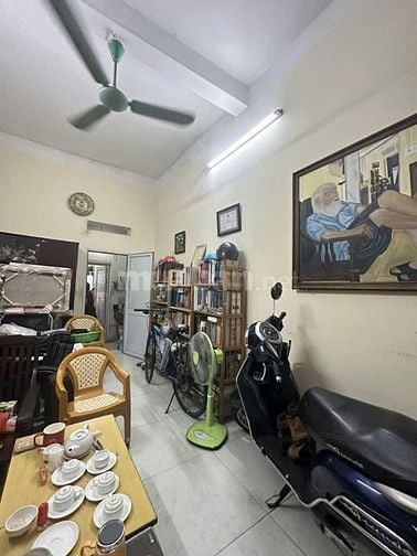 Bán nhà Mặt Phố Huế 200m2, Mặt tiền 7m, Phù hợp xây Building