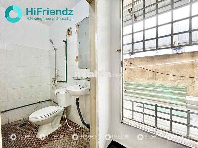 Chính chủ cho thuê studio cửa sổ lớn gần chợ bà chiểu