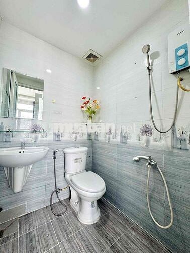 CHDV SUTIO cửa sổ trời rộng 30m2 đi bộ tới KHTN Sư phạm đh Sài gòn