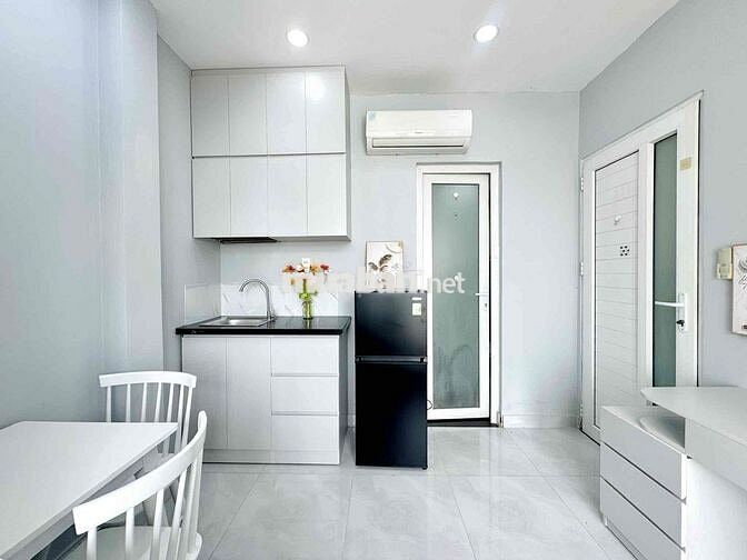 CHDV SUTIO cửa sổ trời rộng 30m2 đi bộ tới KHTN Sư phạm đh Sài gòn
