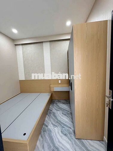 Cho thuê nhà mới tinh ngay chợ thanh xuân giá 8tr