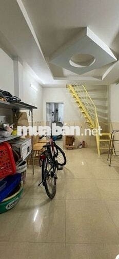BÁN NHÀ Đ.HOÀNG DIỆU~HẺM THÔNG THOÁNG~30M2~SHR~VỊ TRÍ TRUNG TÂM.