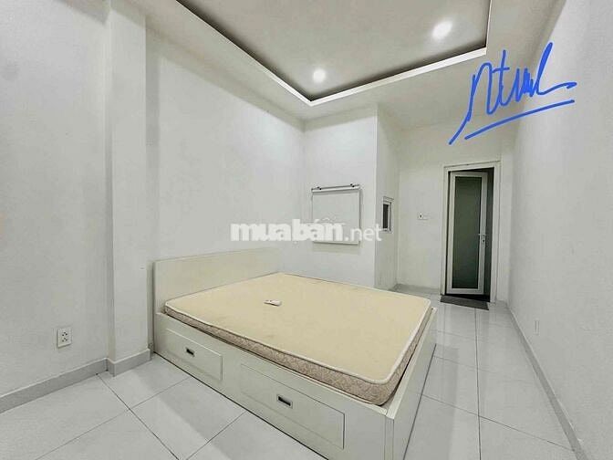 TRỐNG SẴN 1PN - 55m2 - GẦN UEH, HUFLIT, HOA SEN , BÁCH KHOA