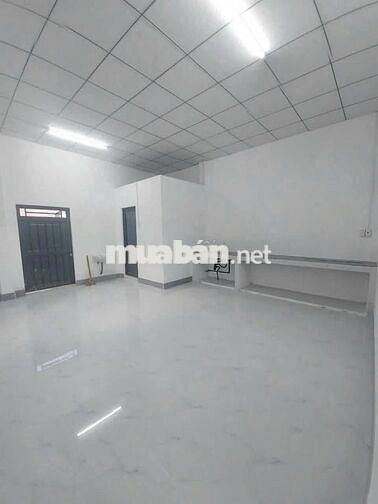 Bán gấp căn nhàMT bán trà sữa ở gần TT Trảng Bàng 134m2 SHR giá 740tr