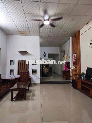 CHO THUÊ NHÀ NGUYÊN CĂN ĐƯỜNG CỒN DẦU GẦN SÂN VẬN ĐỘNG HÒA XUÂN