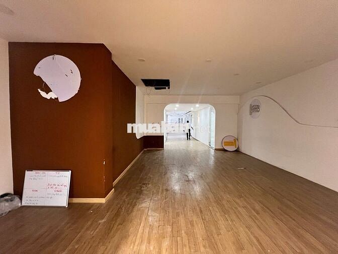 Căn TOP1 mặt tiền Hai Bà Trưng Q1 300m2 - Giá chạm đáy gần 80tr !!
