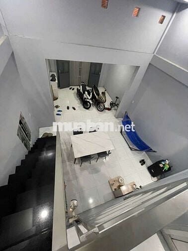 MẶT TIỀN CHỢ TRẦN XUÂN SOẠN , 6 PHÒNG CHO THUÊ – TÂN HƯNG, QUẬN 7