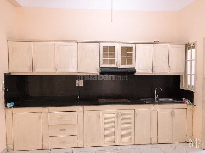 Cho thuê căn hộ giá rẻ bên cạnh trường ĐHYD 3PN giá 7,5tr/tháng