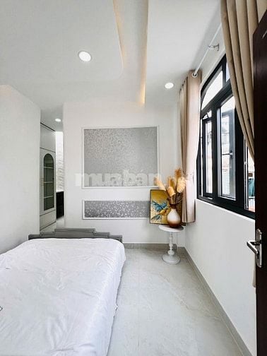 Căn Siêu phẩm 42/ Hồ Văn Huê, Phú Nhuận cách mặt tiền khoảng 15m 