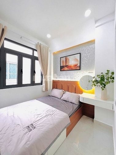 Căn Siêu phẩm 42/ Hồ Văn Huê, Phú Nhuận cách mặt tiền khoảng 15m 