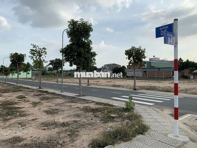 CẦN BÁN! LÔ ĐẤT CÁCH SÂN BAY LONG THÀNH 5KM - GIÁ 10TR/M2, SỔ RIÊNG