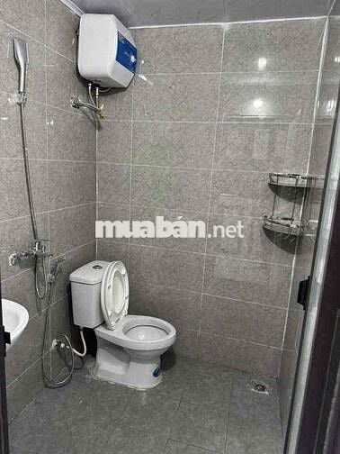 Nhỉnh 1 tỷ có nhà C4 mới Định Công-30m ô tô-40m ; MT5m ; 2N