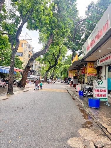 Bán đất tặng nhà Hồ Tùng Mậu 44m2, ô tô, ngõ thông , kinh doanh 6,6 tỷ