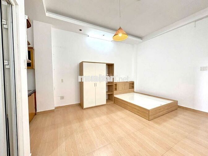 Khai Trương Nhiều Phòng Mới 100% Gần Công Trường Dân Chủ