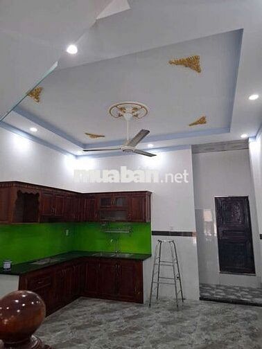 Bán nhà đang  thuê 12tr/th,giá 2ty550tr 4PN phường uyên hưng tân uyên