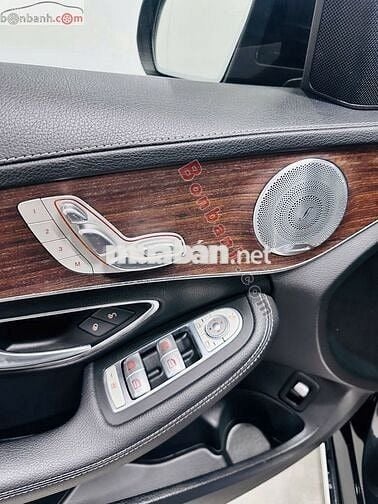 Mercedes Benz C200 Exclusive 2019 - 875 Triệu