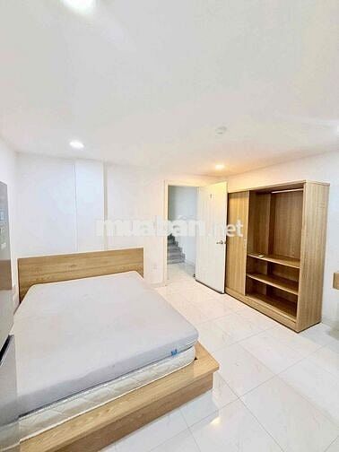 1 Phòng Ngủ Full Nội Thất, 30m2 Sát ĐH Văn Lang, Gần Phạm Văn Đồng