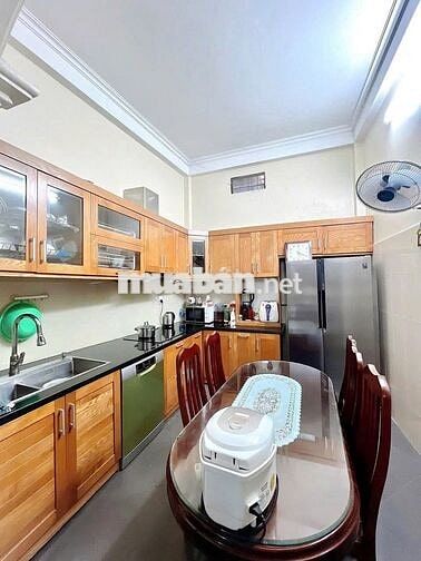 BÁN NHÀ ĐẸP NGUYỄN PHÚC LAI – ĐỐNG ĐA--VỊ TRÍ TRUNG TÂM--SÁT PHỐ