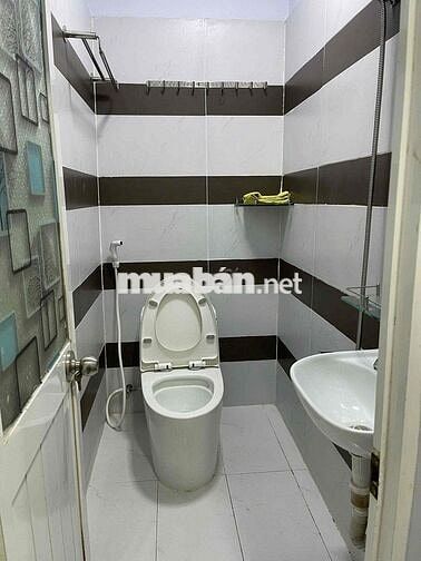 Nhà nc h3g Nguyễn Gia Trí, Bình Thạnh - 1 trệt 1 lầu 2PN