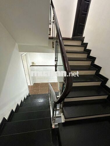 Chính chủ cho thuê: 57 Nguyễn Thị Nhỏ gần chợ BÌNH TÂY. DT: 5x15m 3L.