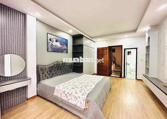 Bán Nhà Riêng ,40m2,6 tầng,mặt tiền 4m , hồ văn chương , khâm thiên