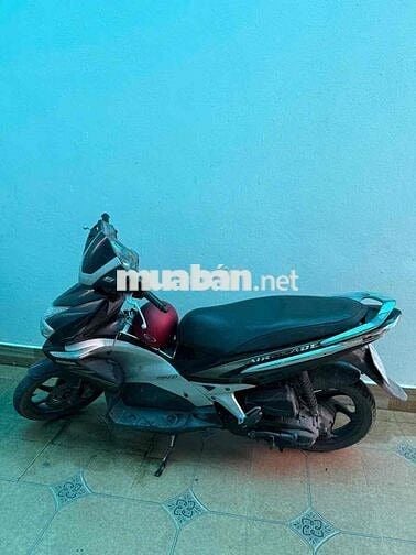 chính chủ đang đi cần bán xe Air blade 2010,